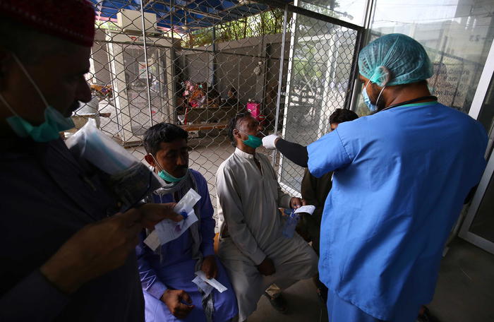 Coronavirus: Pakistan, 645 nuovi casi e 7 morti in 24 ore