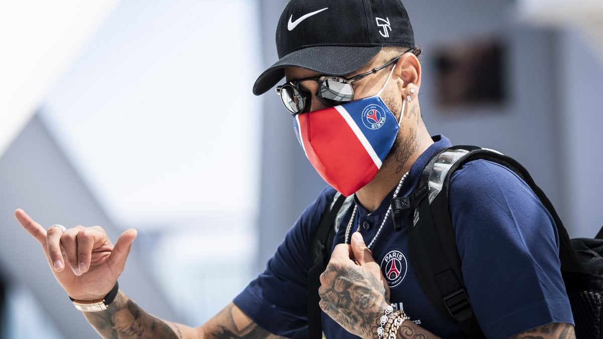 Coronavirus, tre positivi al Psg. Stampa francese: c’è anche Neymar