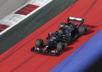 F1, Gp Russia: Bottas domina le libere, le Ferrari devono inseguire