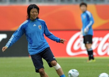 Giappone, trasferimento storico: calciatrice donna giocherà in club maschile