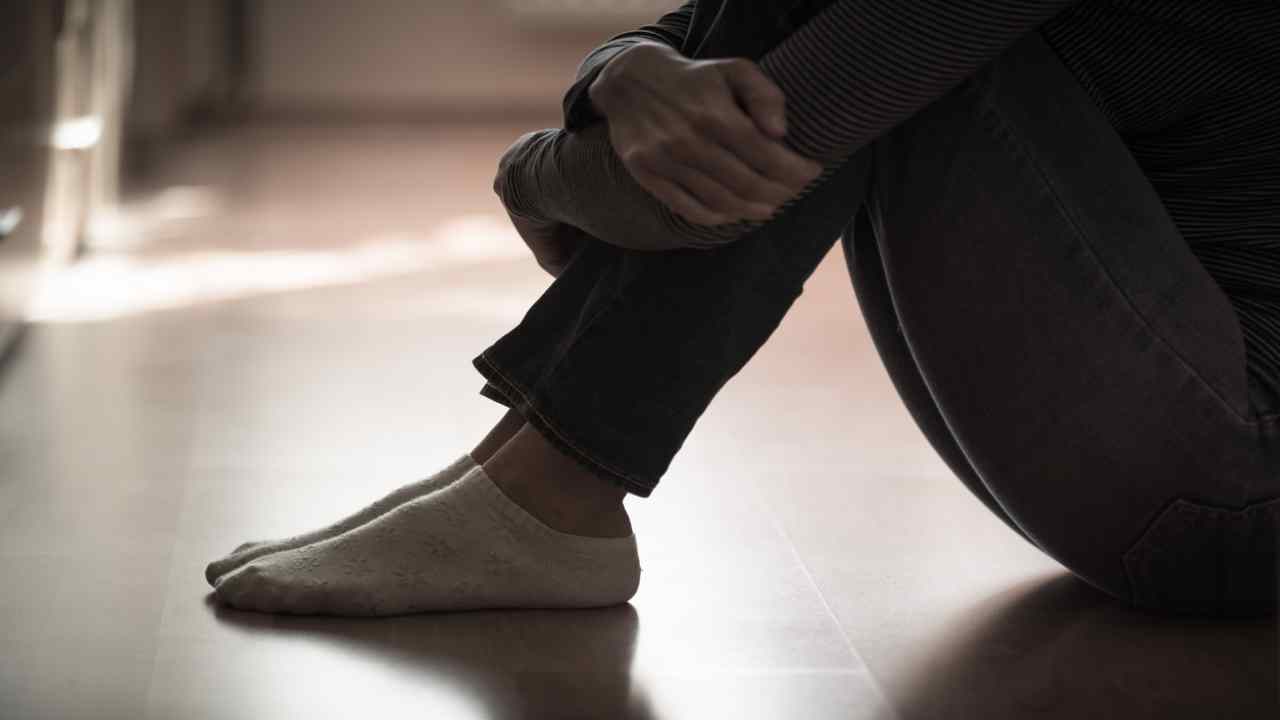 SUICIDI: SECONDA CAUSA MORTE TRA GIOVANI, ATTENTI A GIOCHI PERVERSI