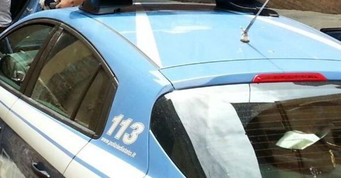 Impone nozze a figlia 15enne con 50enne