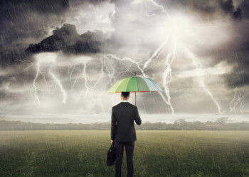 METEO weekend inizierà SOLE e CALDO, poi in arrivo BURRASCA di TEMPORALI