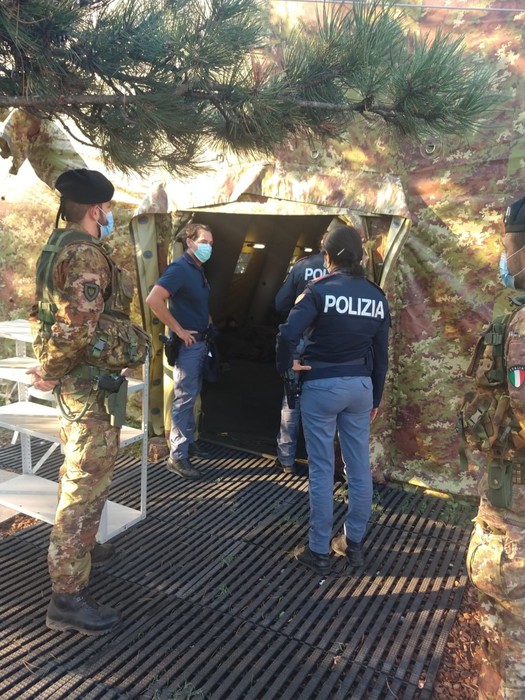 Migranti: una settantina di irregolari rintracciati su Carso