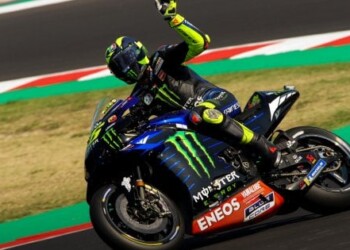 MotoGp, pole di Viñales a Misano davanti a Miller e Quartararo. Rossi 7°, Dovizioso decimo