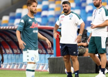 Napoli, giocatori Sporting Lisbona positivi al coronavirus: salta l’amichevole in Portogallo