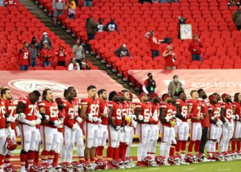 Nfl, Chiefs subito in forma. La stagione si apre all’insegna dell’antirazzismo: i Texans restano negli spogliatoi durante l’inno