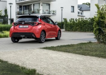 Premiata l’idea Toyota: se vai elettrico non paghi l’assicurazione