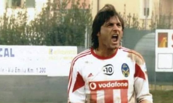 Riecco Sossio Aruta, il tronista del gol ancora in campo a 50 anni