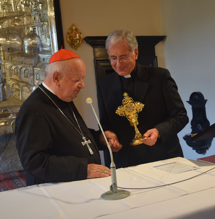Rubata la reliquia di S. Giovanni Paolo II in duomo Spoleto