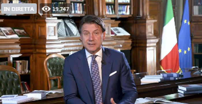 Scuola, Conte agli studenti: ‘Il rientro è un’emozione, difficoltà soprattutto all’inizio’