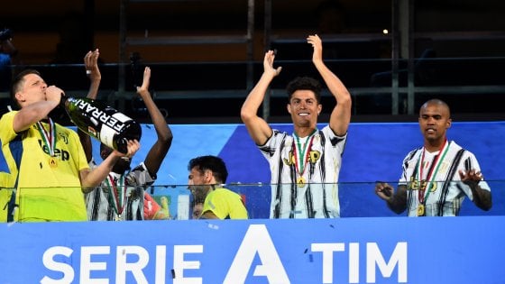 Suarez, Dzeko, Morata o Cavani: pro e contro del casting in attacco della Juve