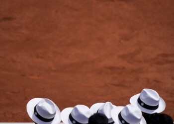 Tennis, l’ombra del Covid sul Roland Garros: per la stampa spagnola 4 positivi