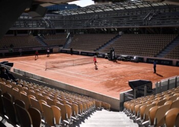 Tennis, Roland Garros: apre Sinner-Goffin, sette italiani in campo domenica