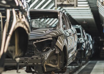 “Troppi richiami e auto complesse”. Ecco perchè cresce il costo dell’assicurazione