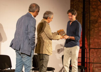 Con il cinema si possono salvare i territori. Parola di Sergio Rubini, a cui “Mònde” ha conferito il Premio “Parco Nazionale del Gargano 2020” per i trent’anni del film “La stazione”