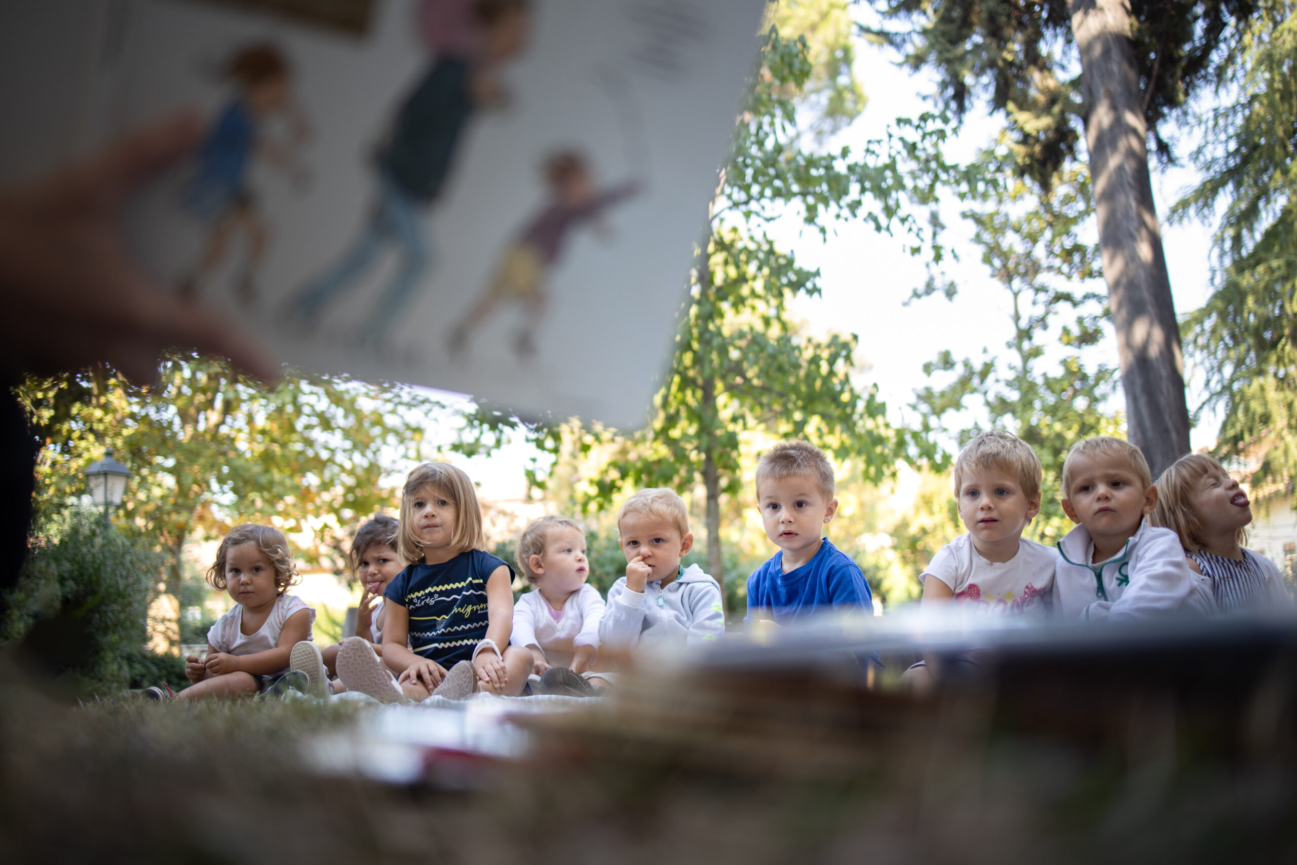 “Insieme”, le emozioni dei bambini tornati a scuola nelle foto di Massimo Sestini