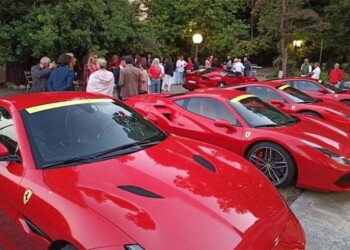 A Roma un raduno Ferrari da record