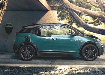 Accordo tra i grandi dell’auto: “Entro il 2035 il 50% di elettriche”