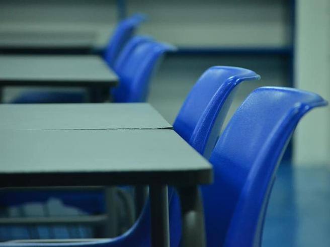 Lettera di un Insegnante alla ministra Azzolina: Pensavo avessimo toccato il fondo ,ma al peggio non c’e’ mai limite