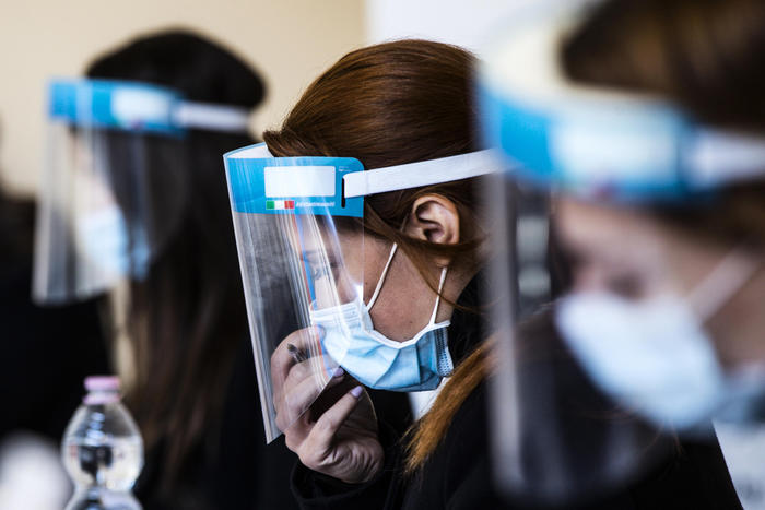 >ANSA-IL-PUNTO/COVID,curva rallenta,Veneto non vede lockdown