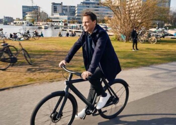 Auto, bici e monopattino: la nuova mobilità degli italiani
