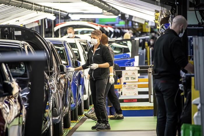 Auto: primo segno positivo Europa, +1,1% a settembre