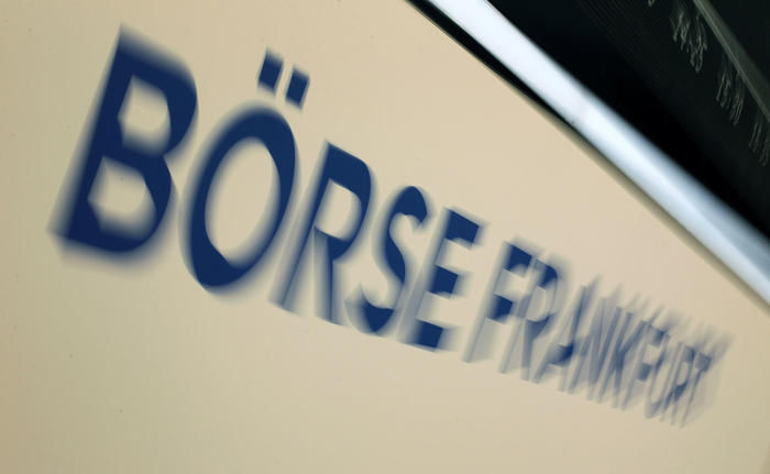 Borsa: Europa chiude in ribasso, Parigi -1,53%