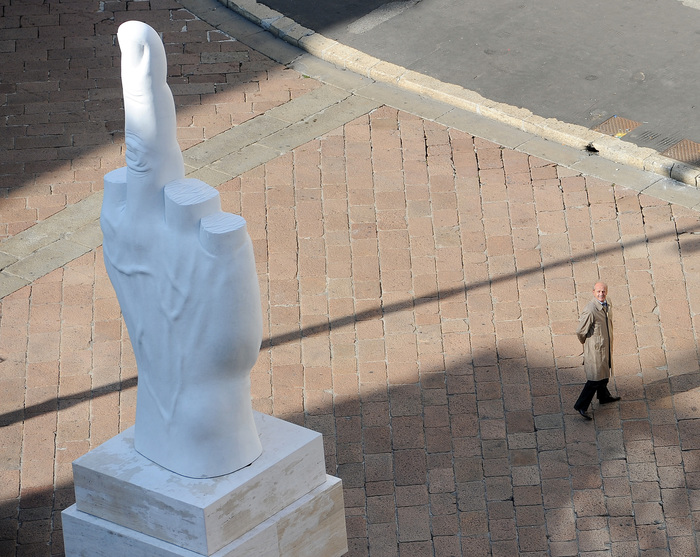 Borsa: Milano debole (-0,2%), giù Nexi, sprint Banco Bpm