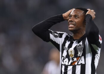 Brasile: sotto processo in Italia, il Santos rescinde il contratto di Robinho