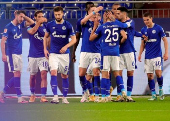 Bundesliga, pareggio tra Schalke e Stoccarda: Gonzalez salva i suoi