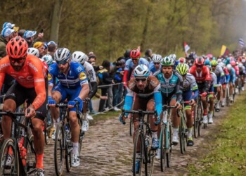 Ciclismo, Covid: annullata la Parigi-Roubaix