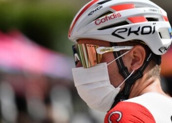 Ciclismo, Giro d’Italia: sulle strade di Pantani trionfa Narvaez