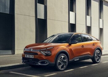 Citroen c4, il crossover che punta sul comfort