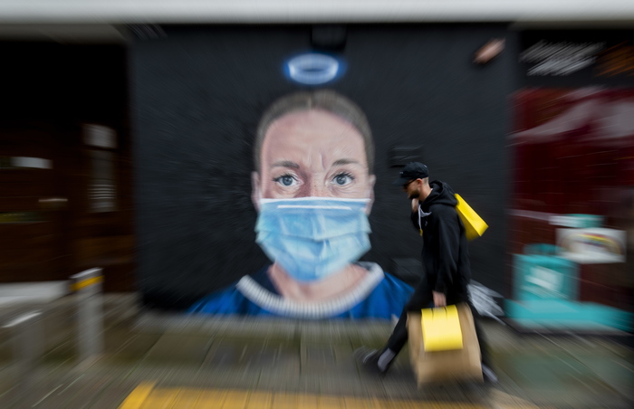 Coronavirus: + 1290 casi in Toscana, 17,3% tamponi positivo