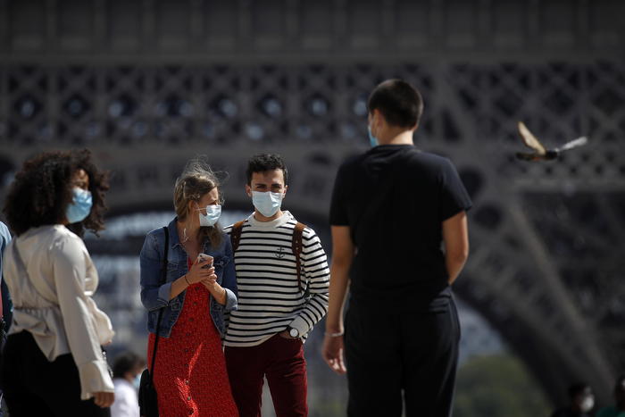 Coronavirus: Parigi da domani in ‘massima allerta’
