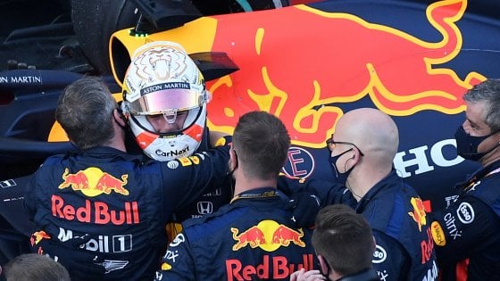 Costi alti e l’ibrido non convince. La scelta Honda scuote la Formula 1