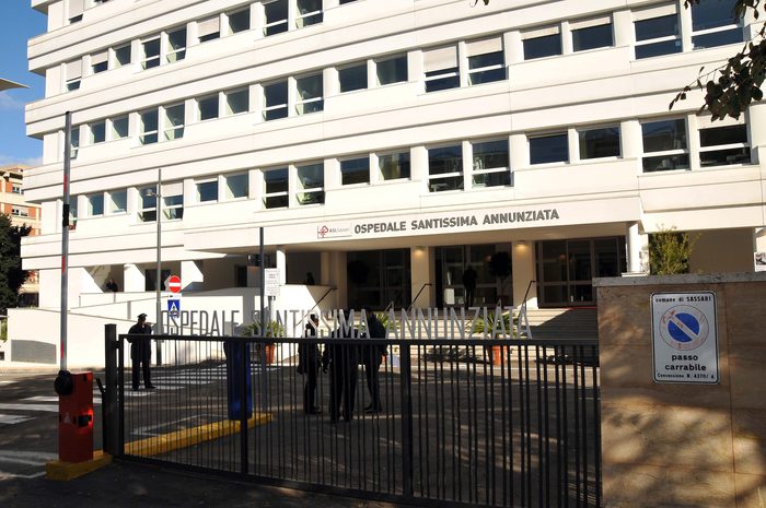 Covid: 11 morti e focolaio in Aou Sassari, 6 indagati
