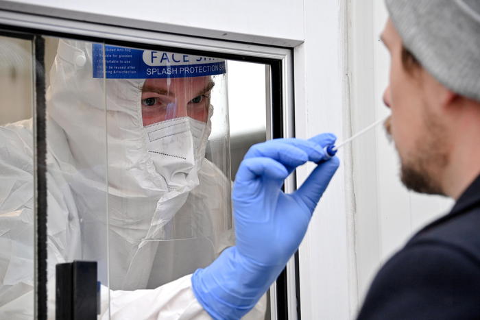 Covid: 39 mln contagi nel mondo, 2 mln in una settimana