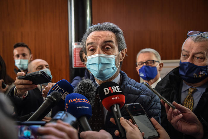 Covid: Fontana, prossime ore decisioni su eventuali misure