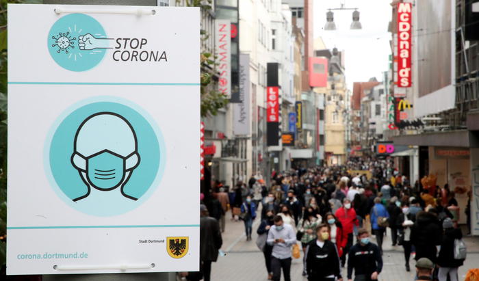 Covid: Germania, 11.176 nuovi casi