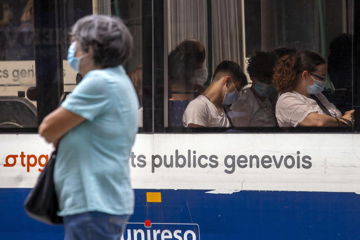 Covid: impennata di casi in Svizzera 6 mila in un giorno