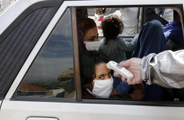 Covid: in Iran record di 8.293 casi in 24 ore