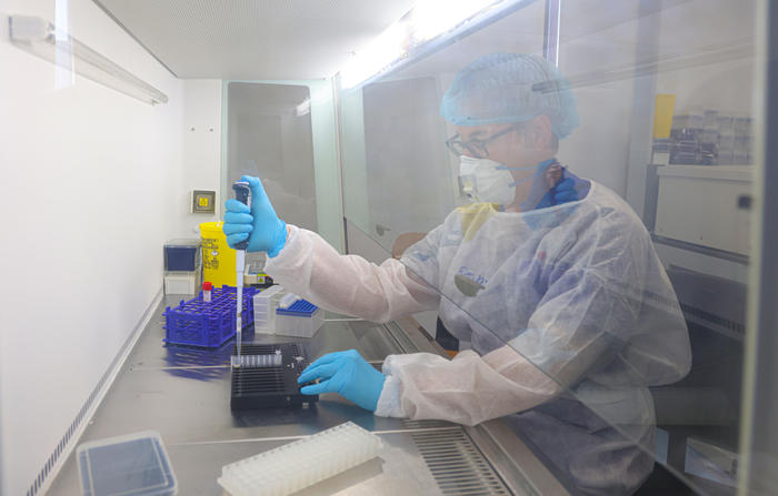 Covid: in Lombardia 1.844 casi, 17 decessi