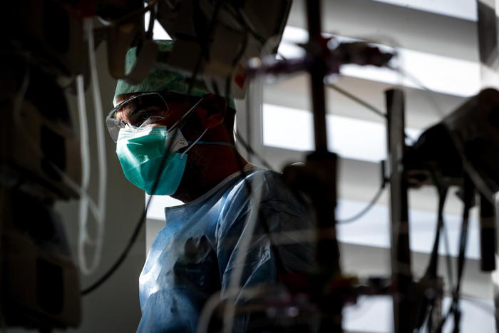 Covid: la Francia supera un milione di casi