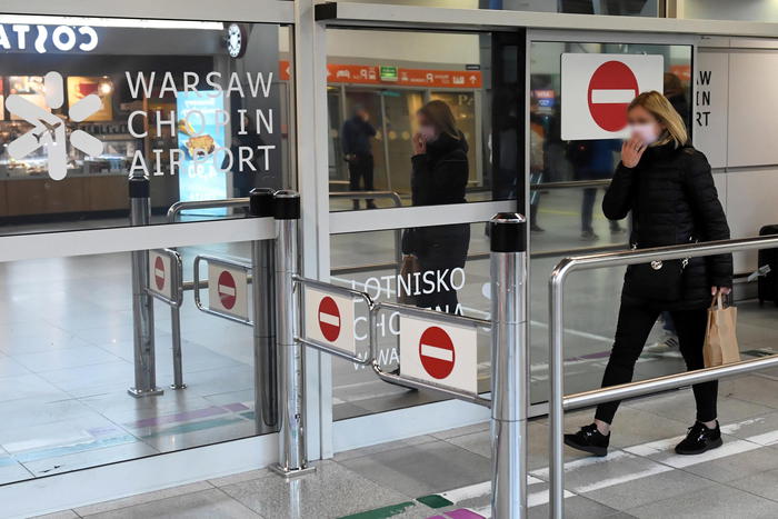 Covid:153 morti in 24 ore in Polonia, scatta zona rossa