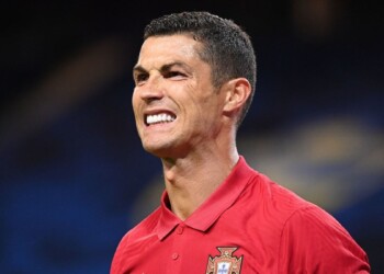 Cristiano Ronaldo torna in Italia, farà la quarantena a Torino