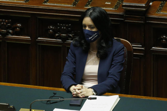 Da mercoledì l’ingresso ai licei dalle 9