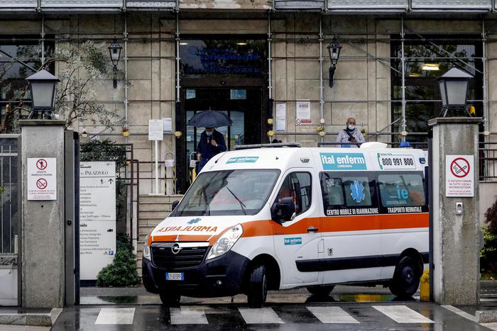 Eurostat, quasi 170mila morti in più in Europa in 4 mesi