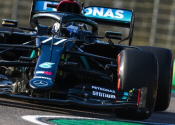 Gp Emilia Romagna: Bottas stampa la pole, Leclerc settimo